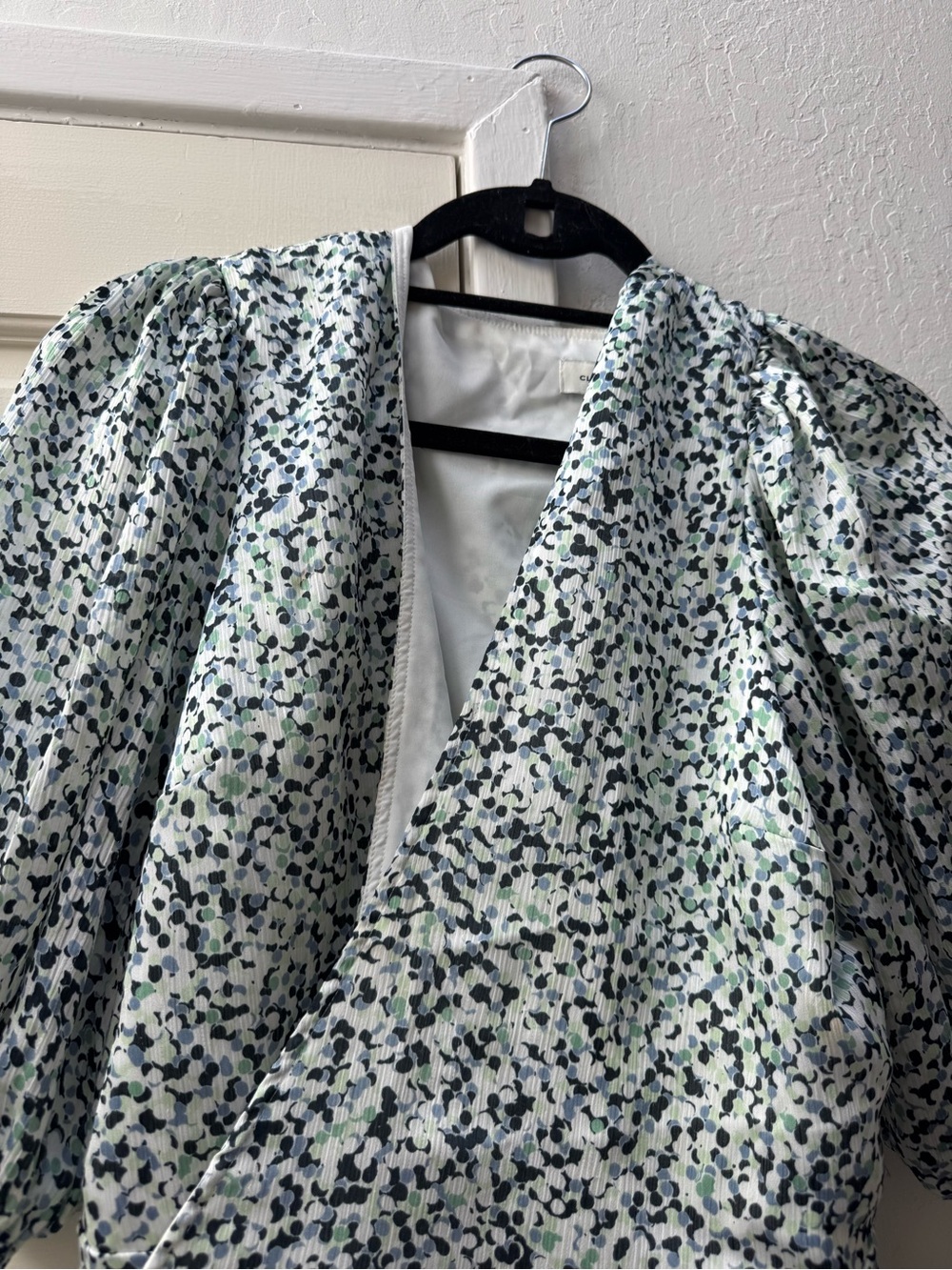 Club Monaco White, Navy & Green Puff-Sleeve wrap dress
